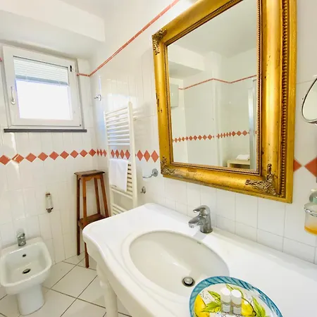 Semesterbostad Casa Pippo 2 *